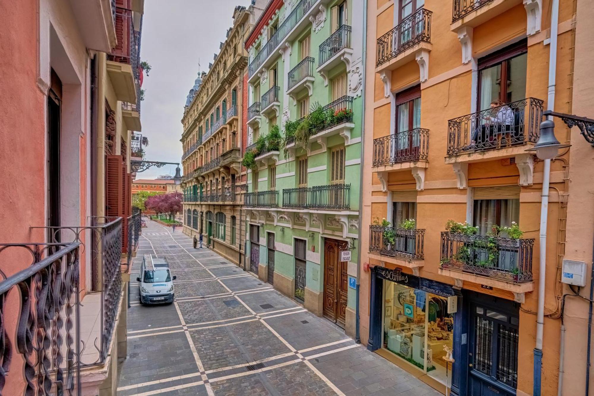 פמפלונה Centro Historico Exterior, Calle Nueva Dos Balcones מראה חיצוני תמונה